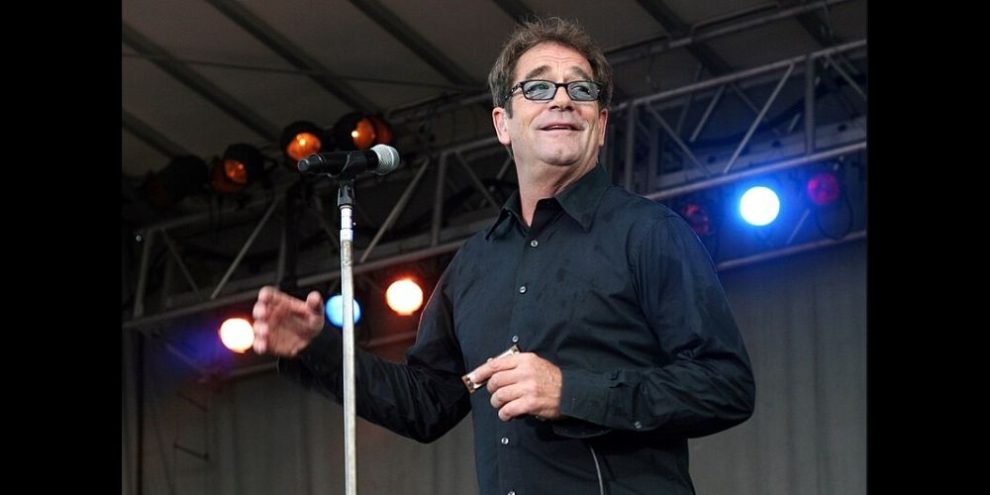 Huey Lewis from wikicommons by Tankboy